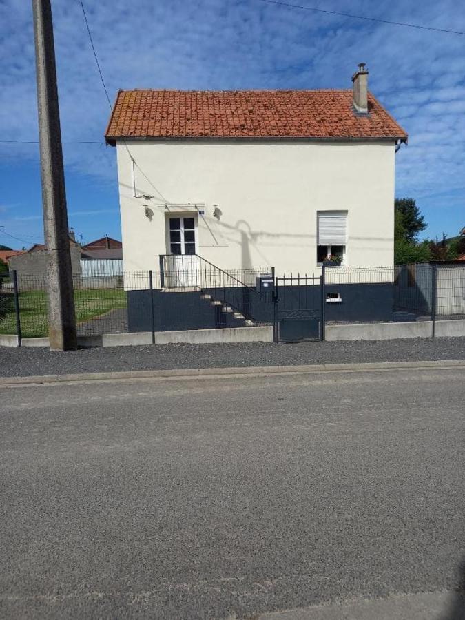 Maison Du Chemin De Fer Grandcourt  المظهر الخارجي الصورة